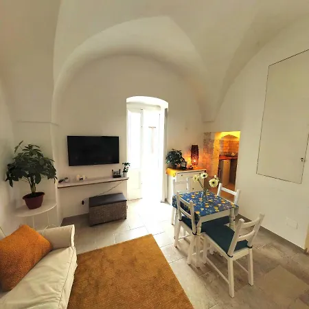 Biancostuni 66 Apartment Ostuni