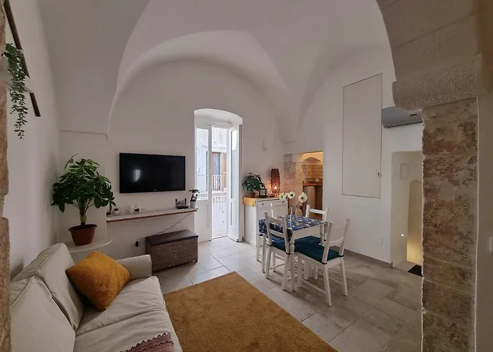 Biancostuni 66 * Ostuni